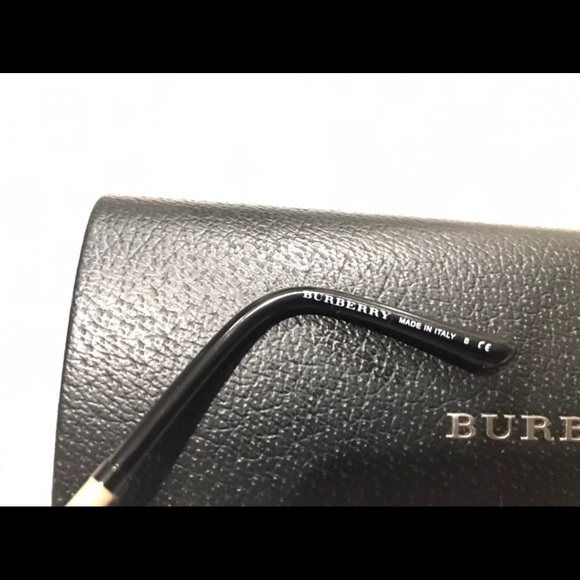 Burberry Sunglasses - Picture 5 of 6